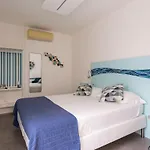 Little Square 3*