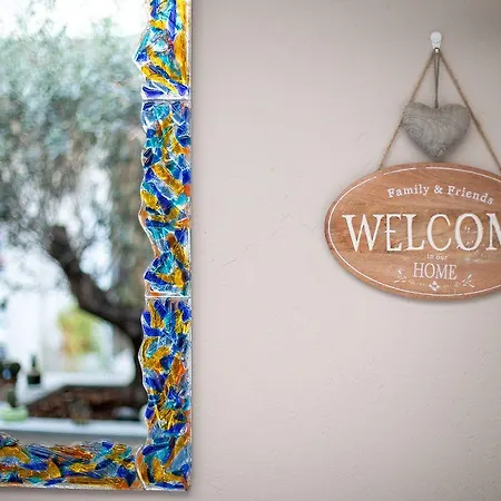 Little Square Πανσιόν