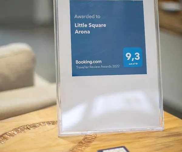 Little Square 3*